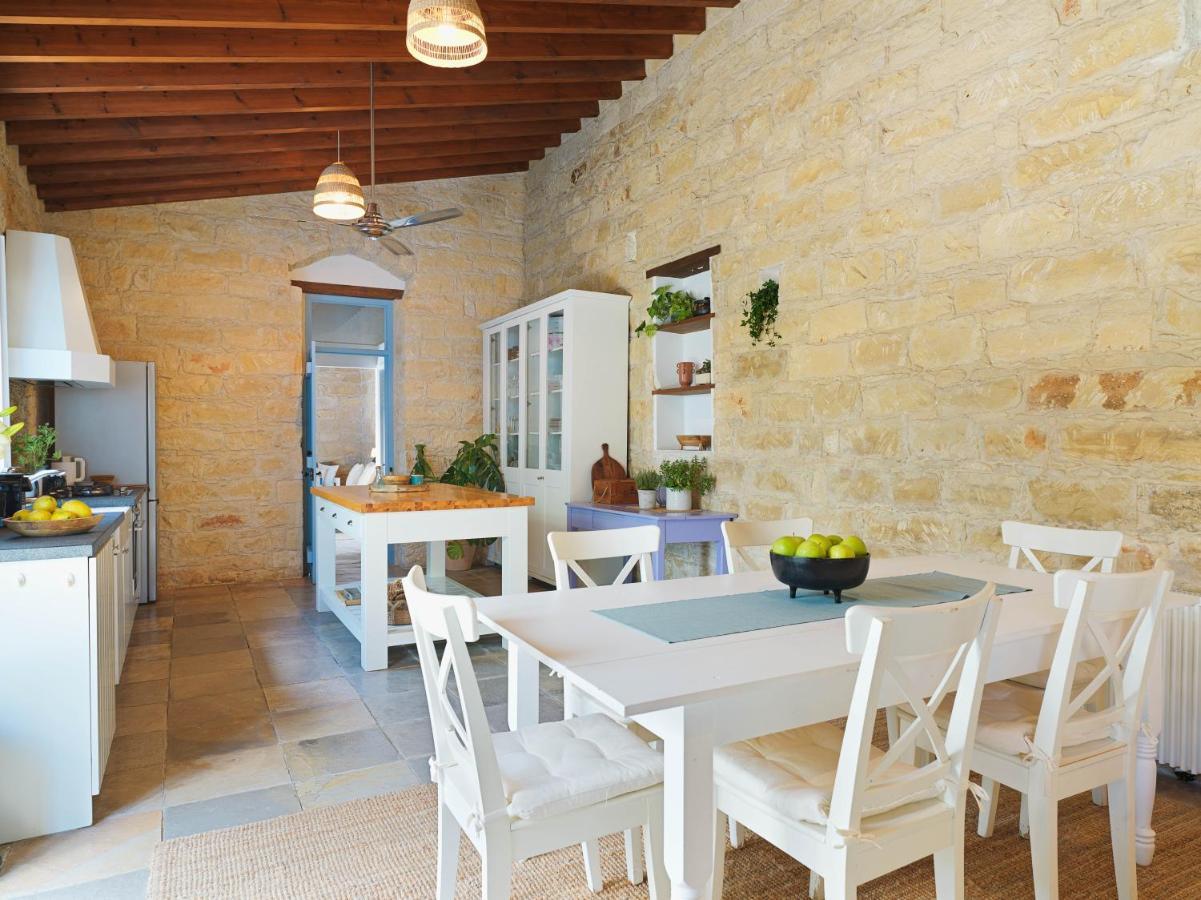 Villa Avgoustis Pachna Exterior foto